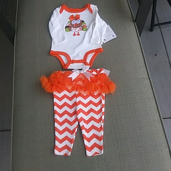 baby essentials thanksgiving outfit
